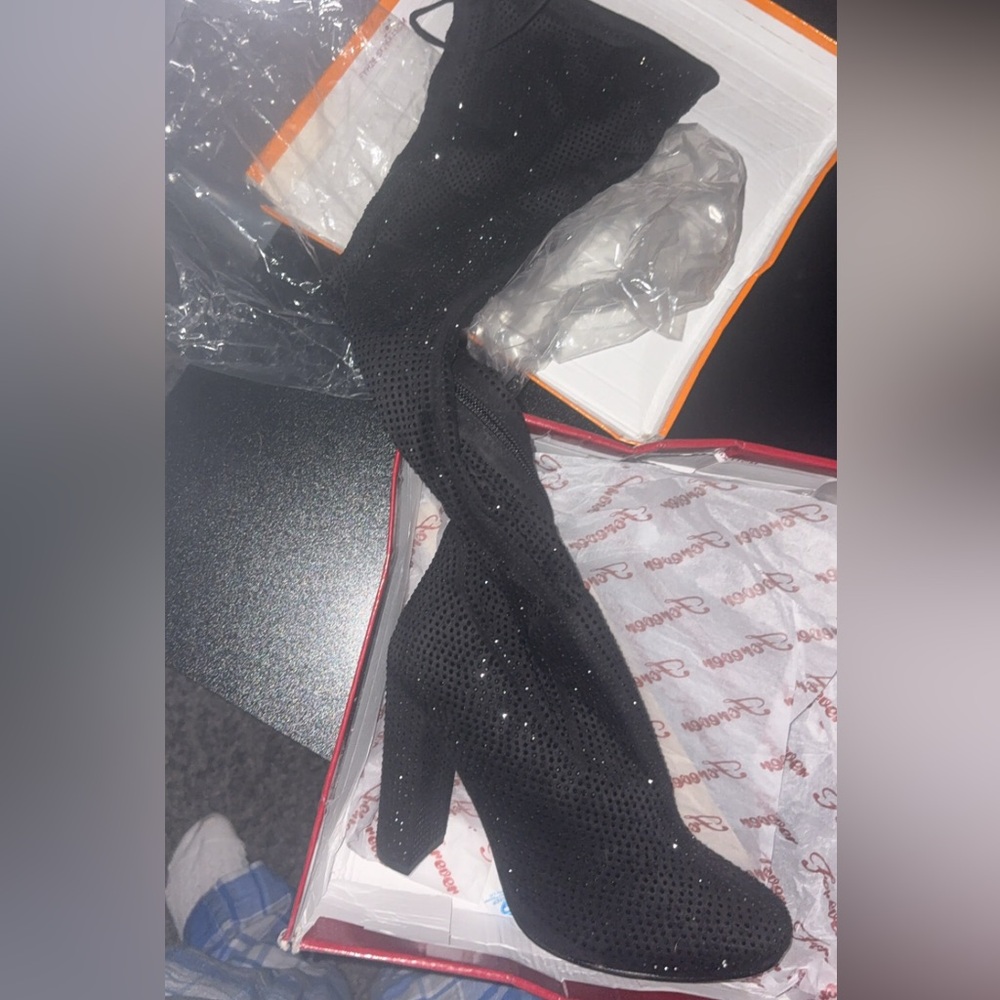 NanaMacs Black Heeled Boots